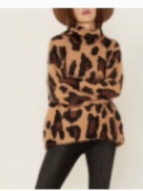 Show Me your Mumu Turtleneck Leopard Print Sweater Sz Small